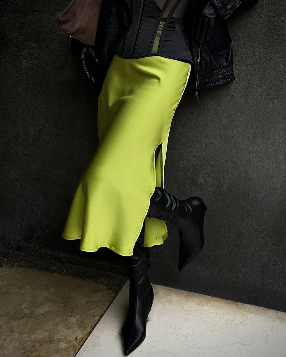 22 Momme Silk Midi Skirt